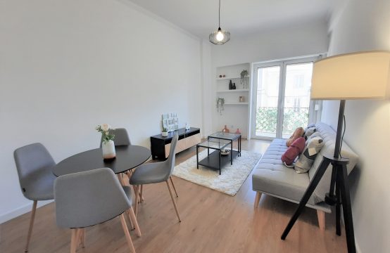CC333LX Apartamento T1 Mobilado com Varanda e Terraço para venda na Rua Gomes Freire