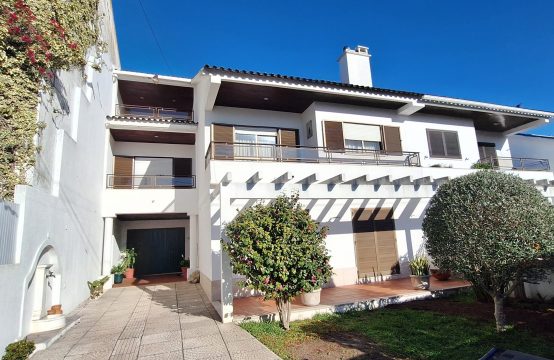 CC418LX Moradia T4 para venda em Carnaxide
